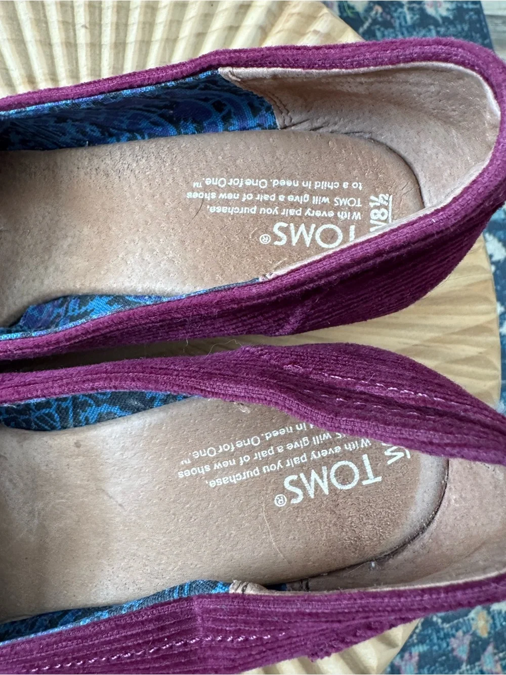 TOMS burgundy corduroy peep-toe wedge sandals with a cork-wrapped platform 8.5